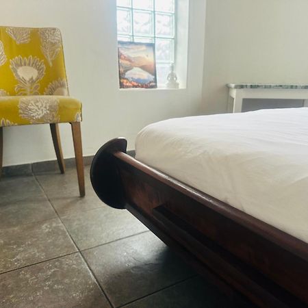 Coastwave Guest House Уолфиш Бей Екстериор снимка