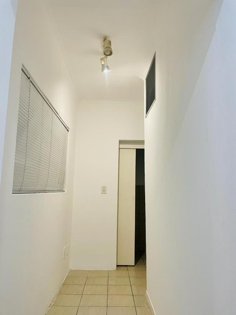 Coastwave Guest House Уолфиш Бей Екстериор снимка