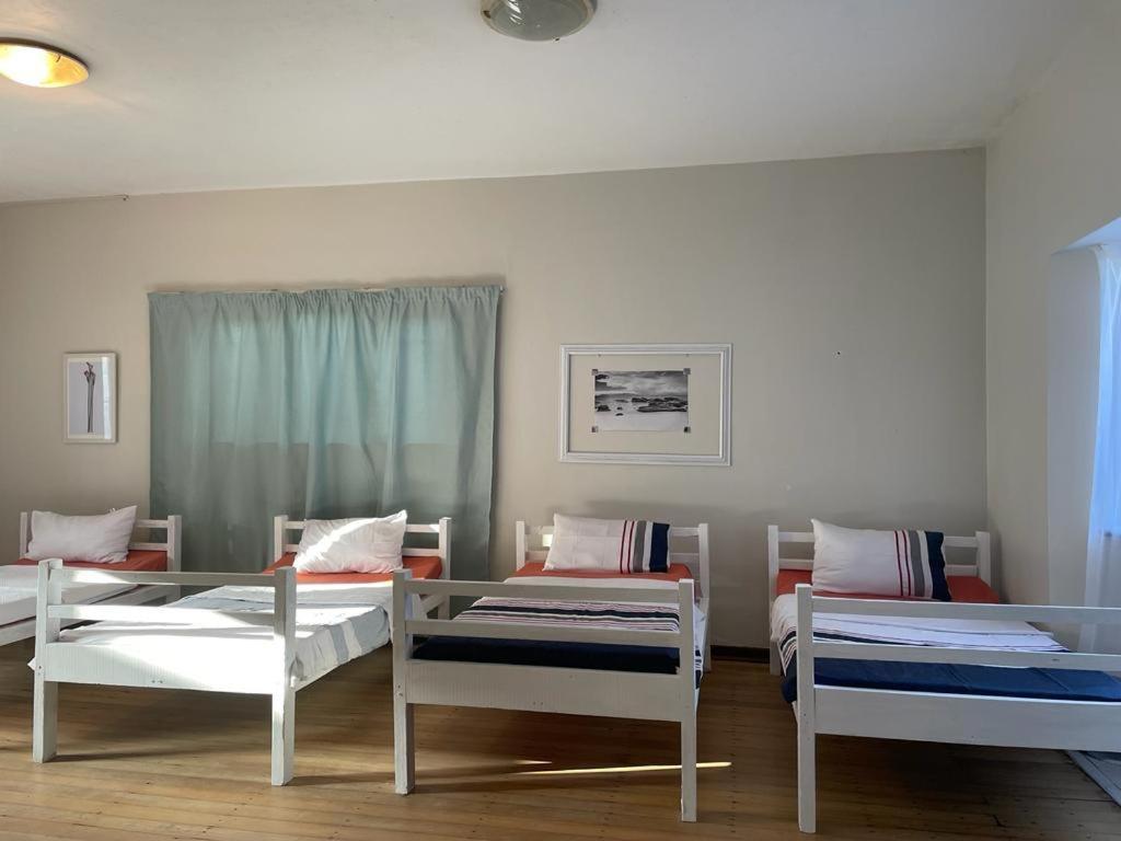 Coastwave Guest House Уолфиш Бей Екстериор снимка