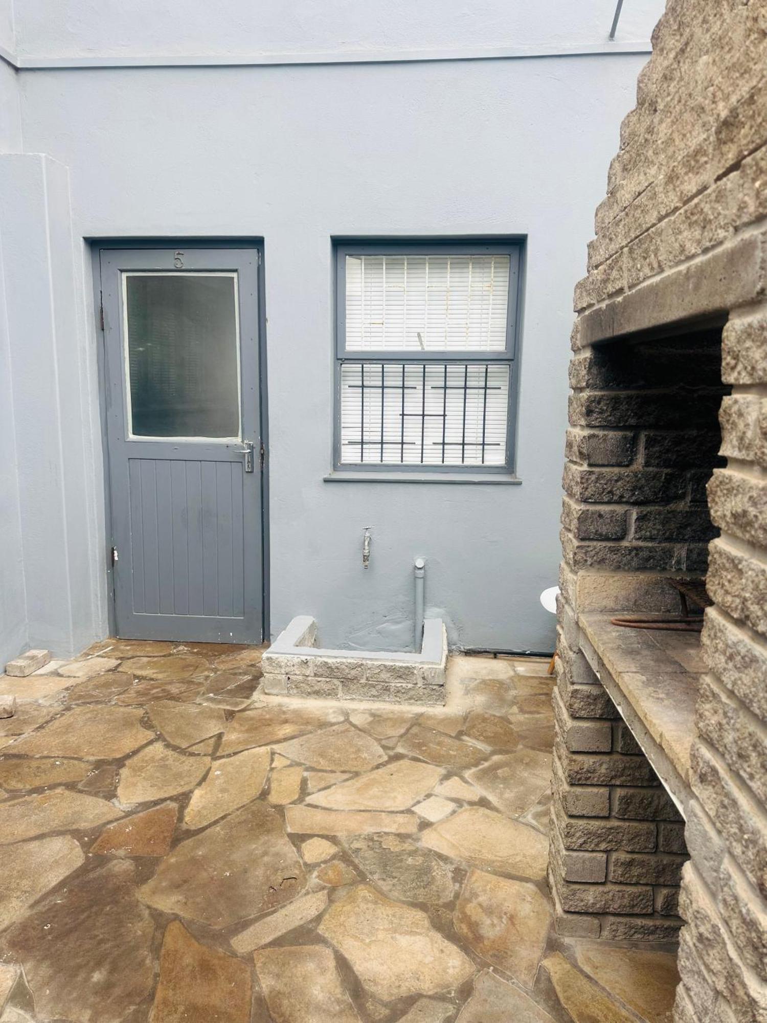 Coastwave Guest House Уолфиш Бей Екстериор снимка